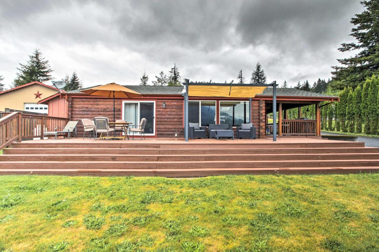 Lakefront Cabin With Stunning Mountain Views And Dock! Mineral Eksteriør bilde