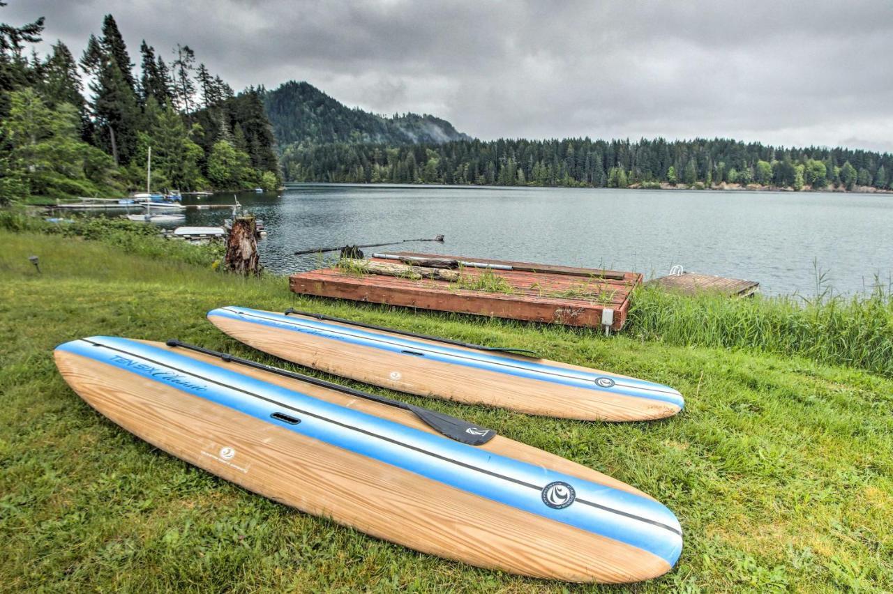 Lakefront Cabin With Stunning Mountain Views And Dock! Mineral Eksteriør bilde