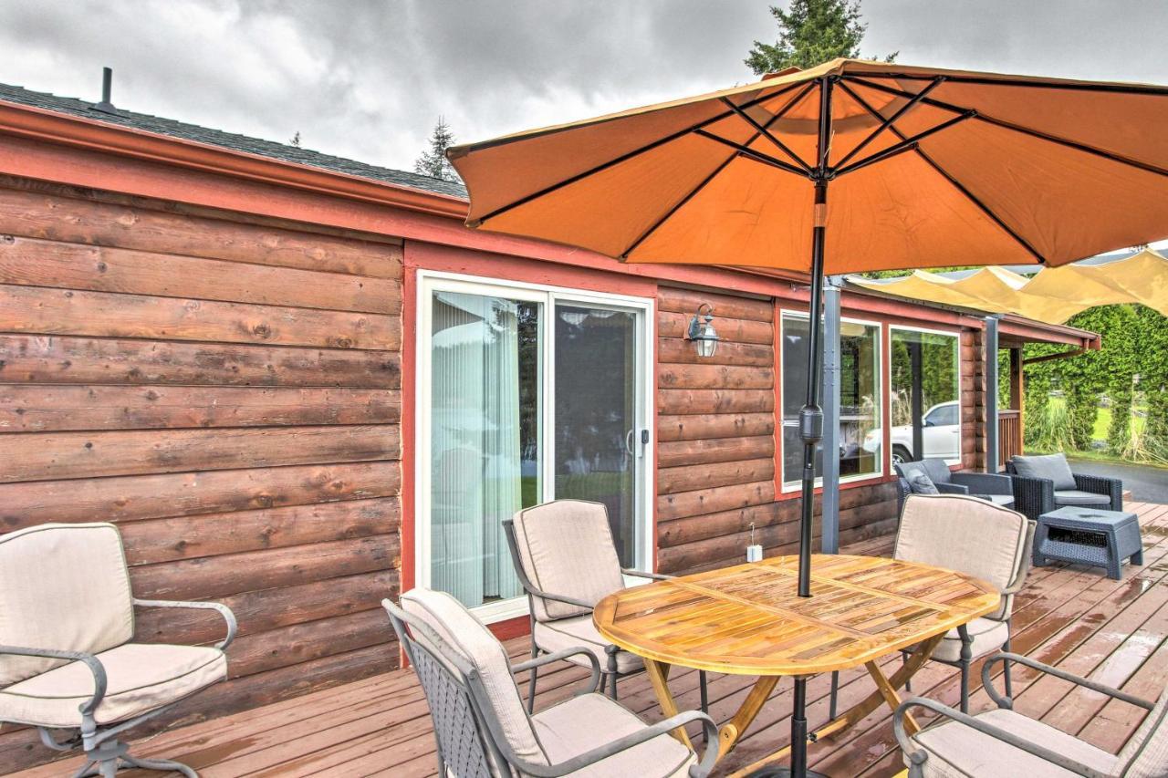 Lakefront Cabin With Stunning Mountain Views And Dock! Mineral Eksteriør bilde